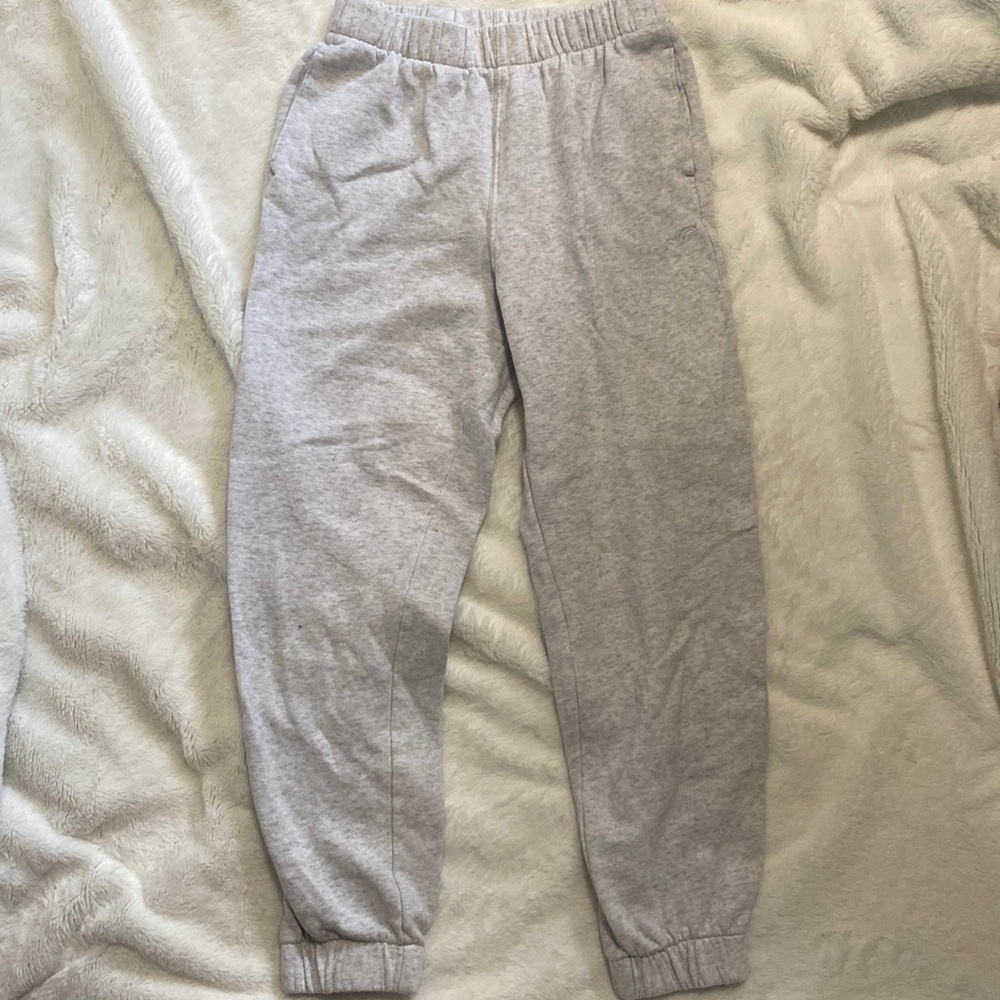 Hollister grey ultra high rise sweatpants size xs